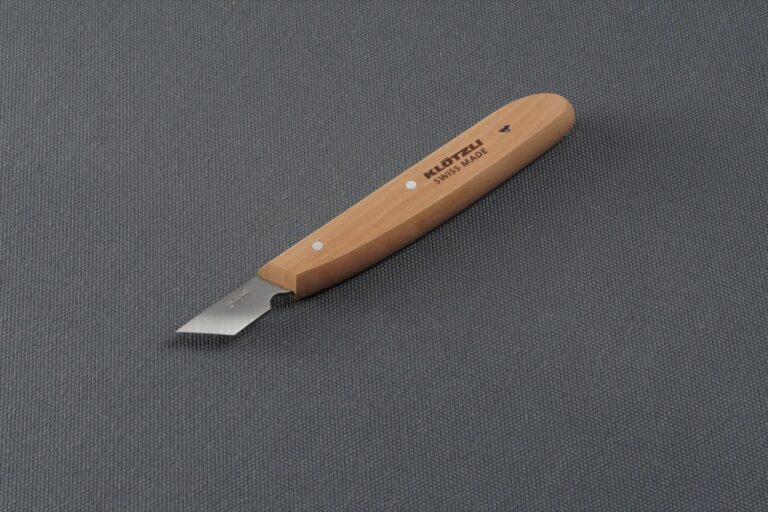 Chip carving knife No4 Swiss chip carving knife The Spoon Crank