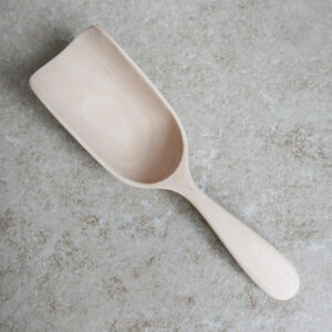 Maple wood hand carved long flour/sugar scoop 7.5 inch (19 cm)