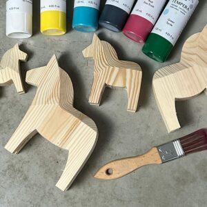 The Crafty Family Box - Dala Horse Painting Kit