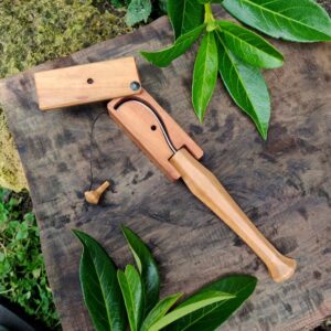Spoon carving knife, Right-handed, Tight curve longer handle, Whittling knife, Fresh wood carving, Handforged, Handcarving