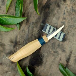 55mm short woodcarving knife with blue spacer